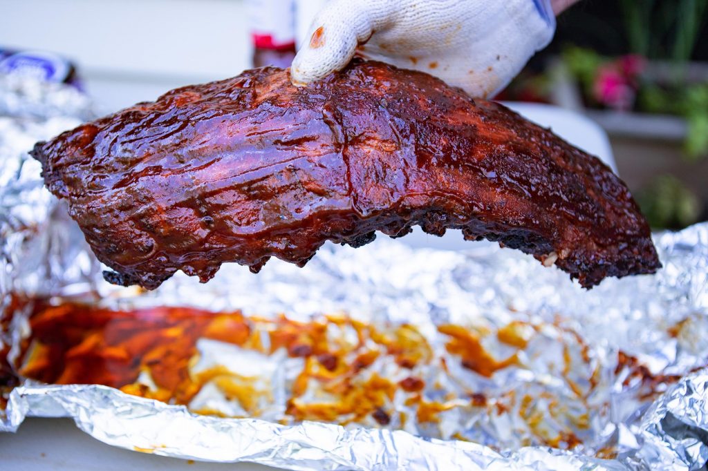 Breaking in the Meadow Creek BX25 Box Smoker