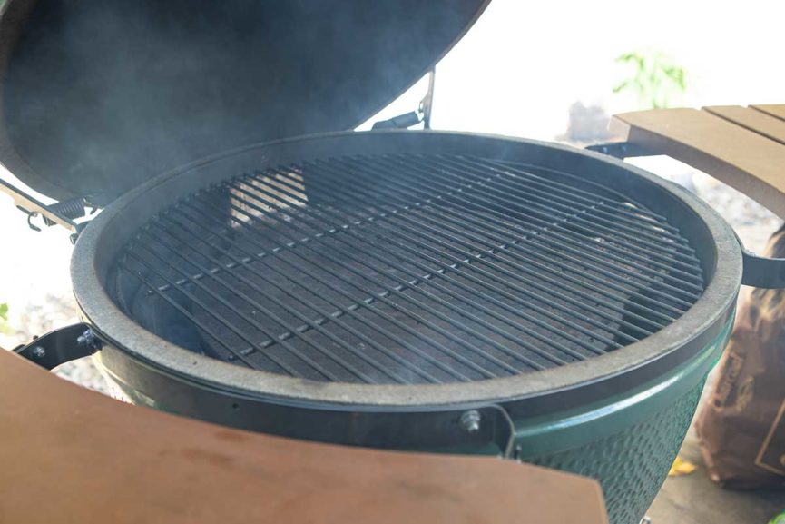 How to Smoke Pulled Pork on a Big Green Egg