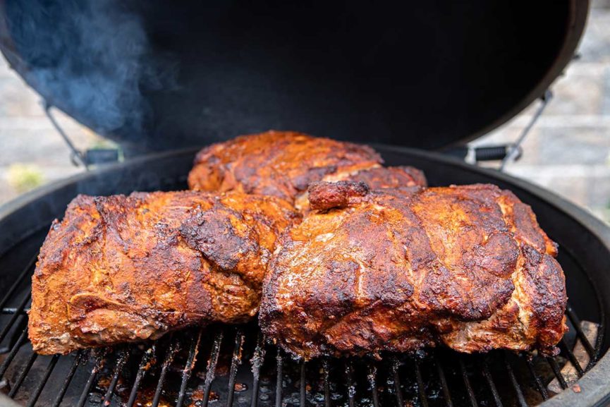 How to Smoke Pulled Pork on a Big Green Egg