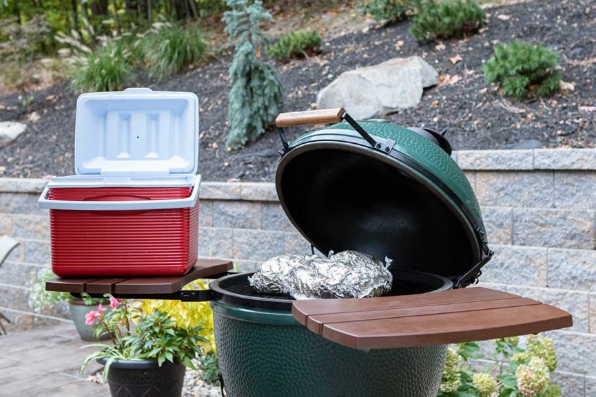 How to Smoke Pulled Pork on a Big Green Egg