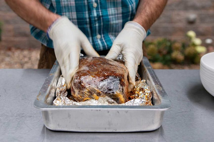 How to Smoke Pulled Pork on a Big Green Egg