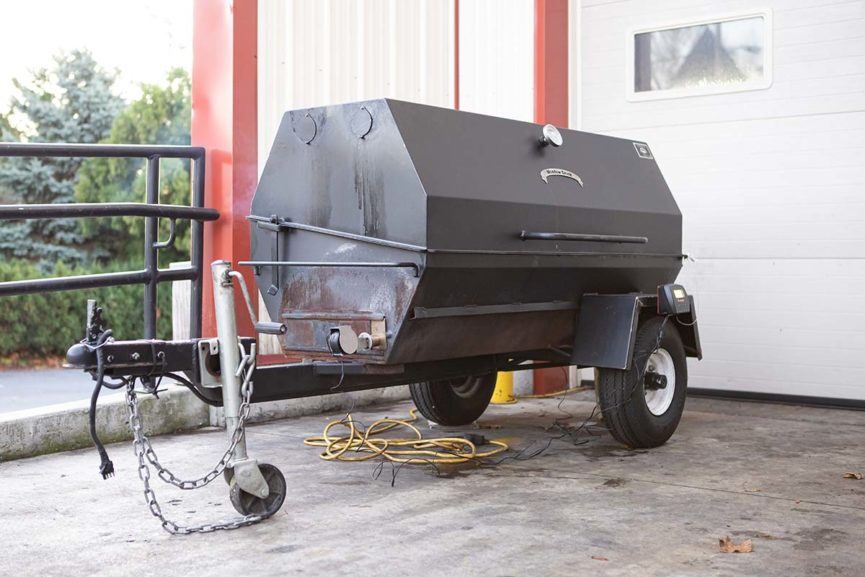 Meadow Creek PR60T Pig Roaster