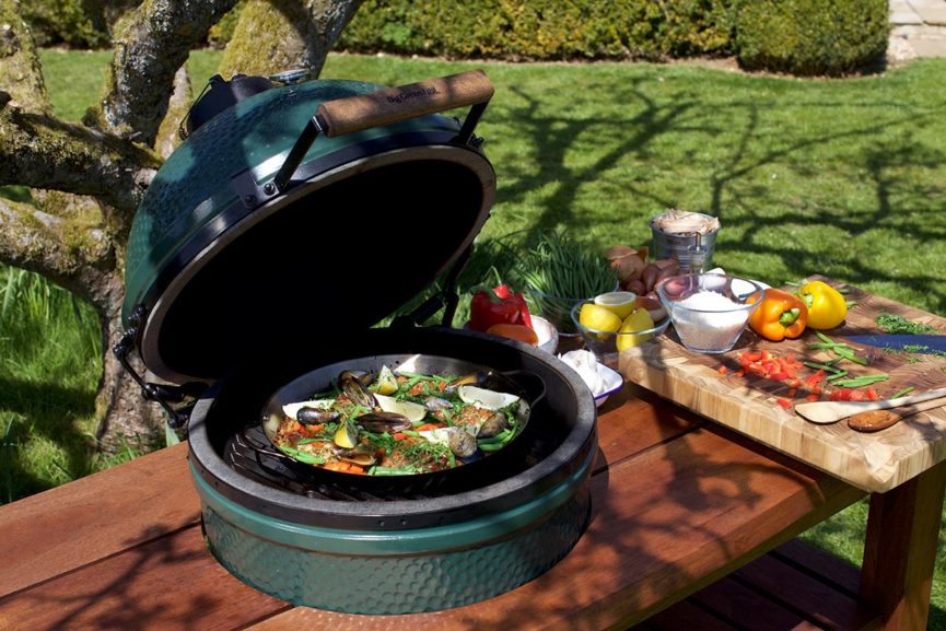 Big Green Egg Outdoor Lifestyle