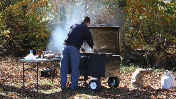 Meadow Creek BBQ42 Insulated BBQ Pit