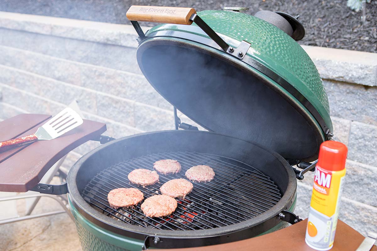 Grilling Burgers on Large BGE