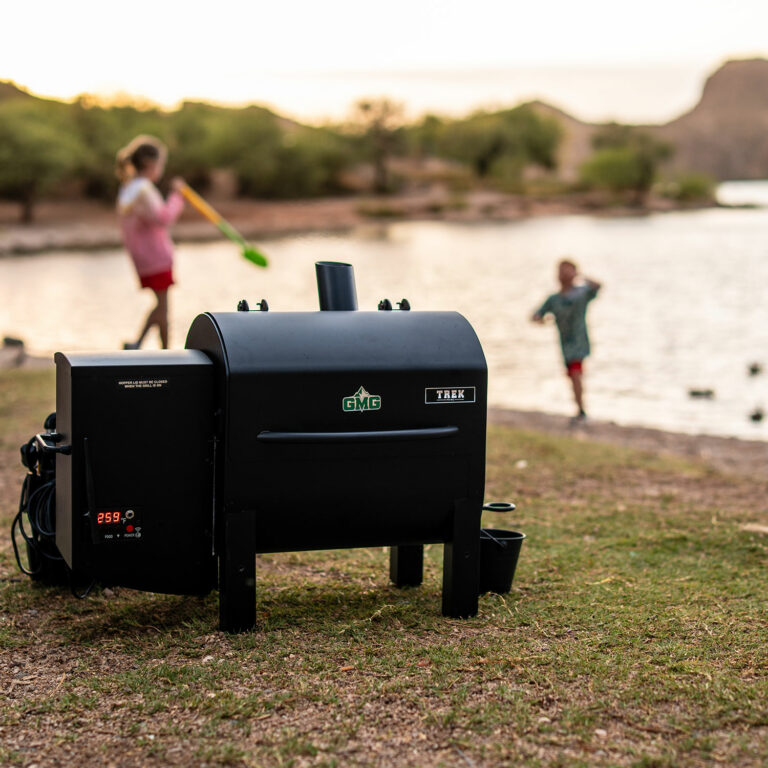 Trek Prime™ 2.0 Green Mountain Grill Lifestyle