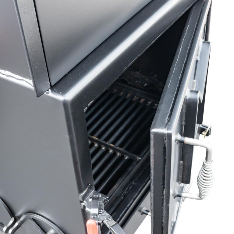 Optional Insulated Firebox on TS250 Tank Smoker