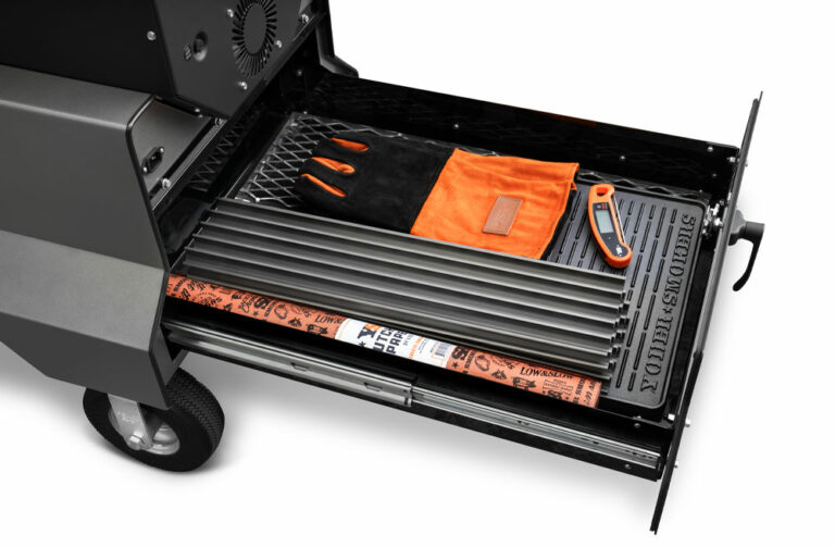 Yoder Smokers YS640S Competition Pellet Grill with Storage Drawer