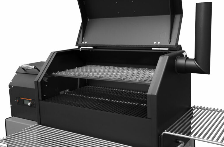Yoder Smokers YS640S Competition Pellet Grill with Storage Drawer