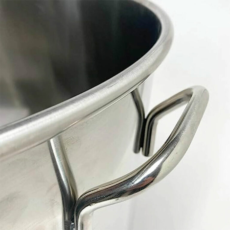 Bayou Classic Stainless Stockpot With Basket